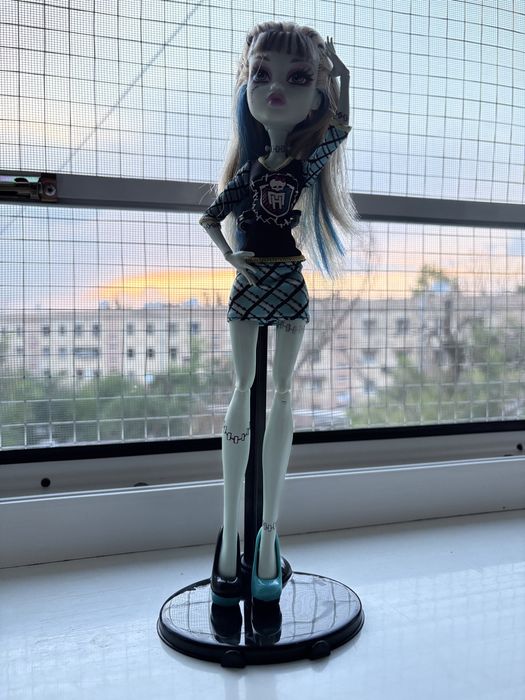 кукла monster high