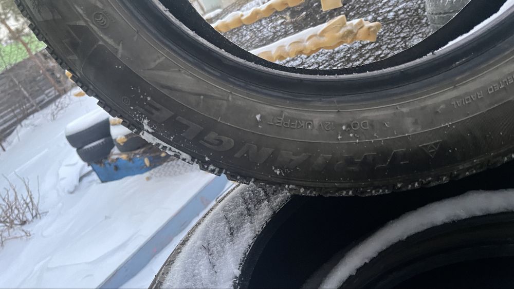 Зимние шины на шипах комплект
