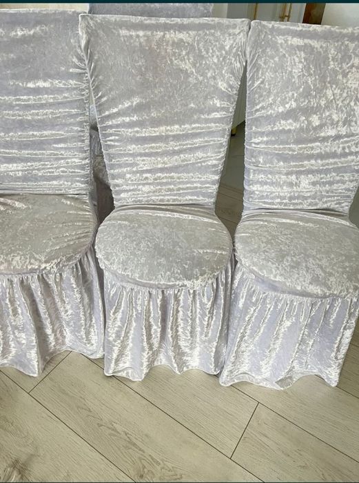 Сдается в аренду столы и стулья