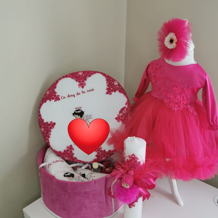 Rochie fucsia fetite 5+,  cu tull și dantela, cordon in talie