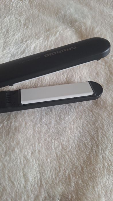 Преса за коса GRUNDIG