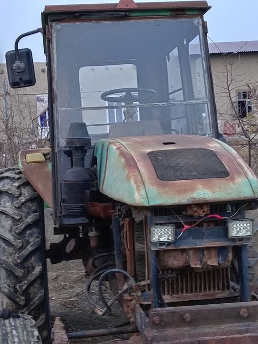 Traktor TTZ80 sotiladi