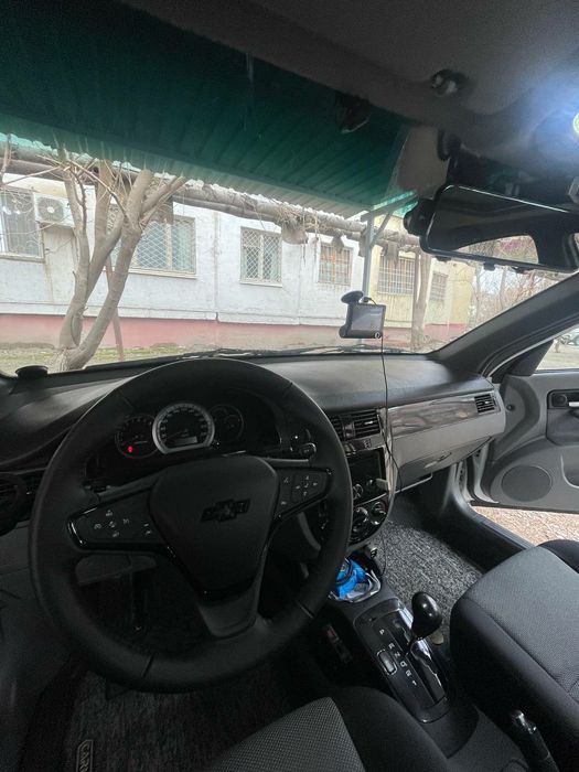 Ласетти 1.6матор