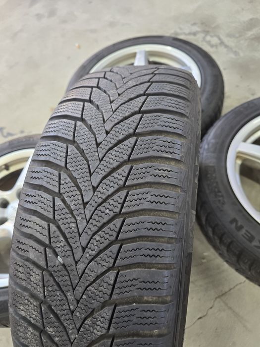 1 Брой Гума 215/55/17 Nexen 6,5mm 22dot