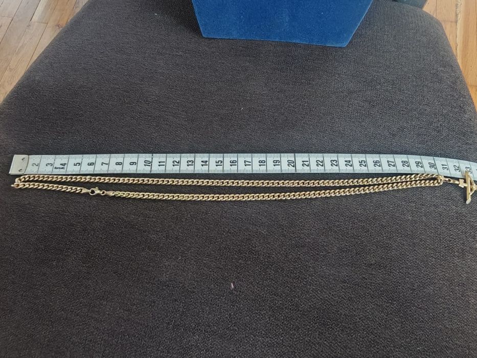 Продавам плътни  български златни  синджири 14к