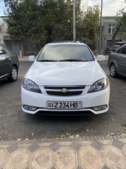 Gentra lacetti Zor narxda