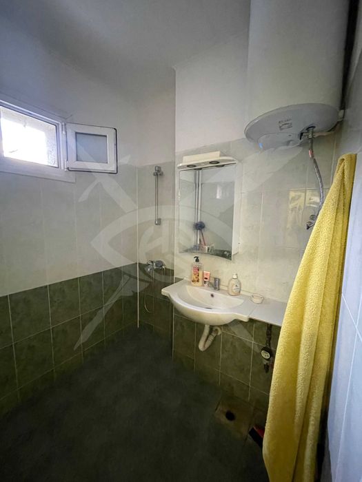 Продава се Тристаен апартамент в Пловдив, Индустриална зона - Изток - 89000 кв.м за 1 €/кв.м - Снимка #5