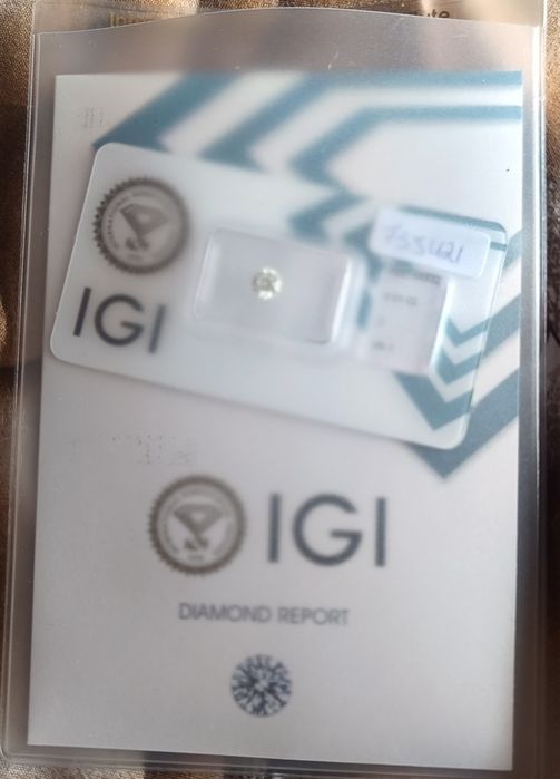 Diamant Natural 0.51 ct VS1 J Round Brilliant IGI Triple Excellent
