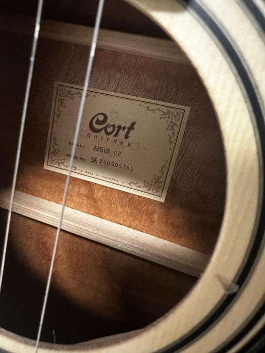 Chitara Acustica Cort AF510 -T-
