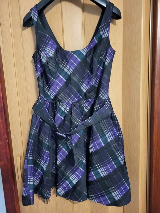 Vând Rochiță  Dama