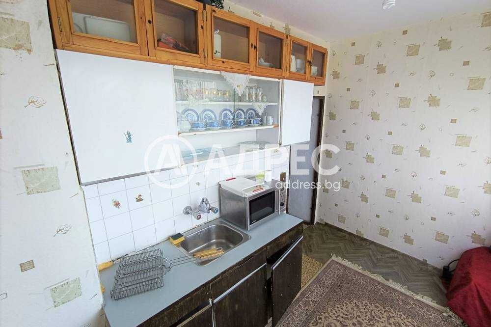 Продава се Двустаен апартамент в Разград, Орел - 66 кв.м за 889 €/кв.м - Снимка #6