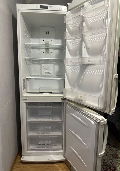 Продам холодильник