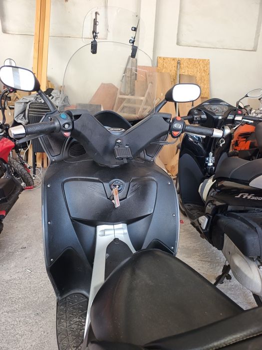 Скутер Malaguti Spidermax 500 GT