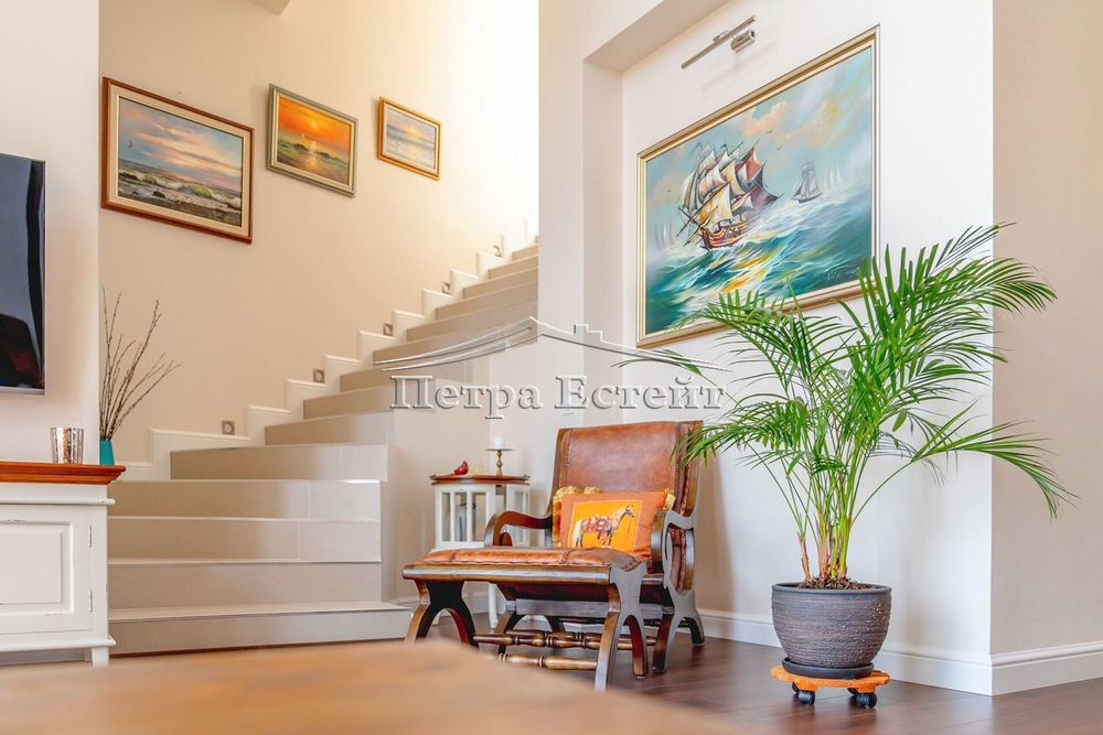 Продава се Мезонет в Варна, Бриз - 350 кв.м за 1137 €/кв.м - Снимка #8