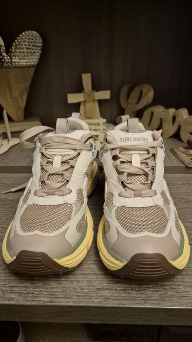 Steve Madden marimea 38