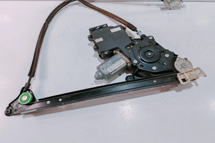 Macara geam  dreapta spate 7M3959812 / YM2114533BA Volkswagen VW Shar