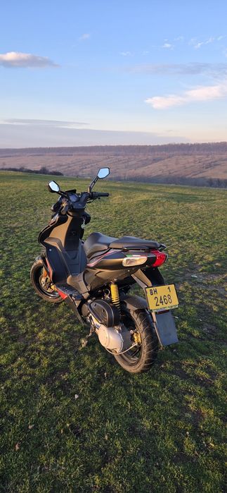 Vând Scuter Aprilia sr 50 Factory 2830KM preț FIX