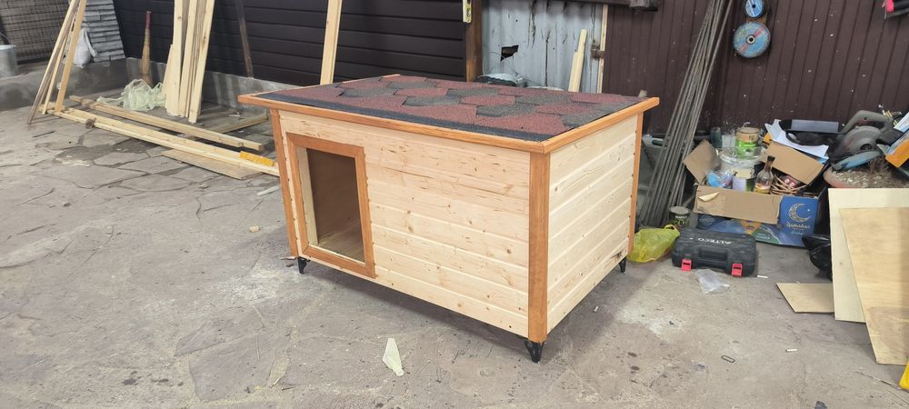 Будки для собак и кошек