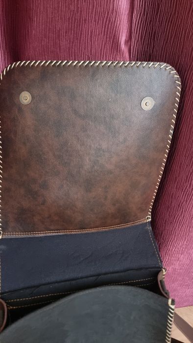 Geanta unicat , piele naturala , lucrata manual