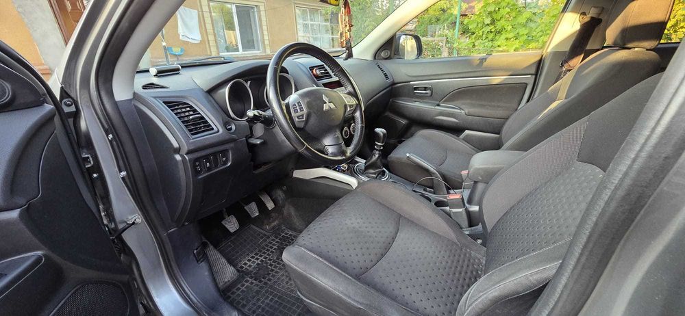 Vănd Mitsubishi ASX 4000€ FIX