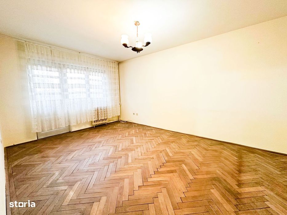 Apartament 4 camere decomandat - Blv Republicii ( comision 0%)