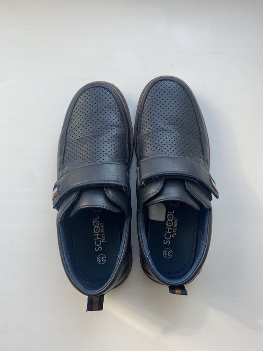 Продам детские туфли