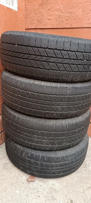 Шины 265 65 R17 .