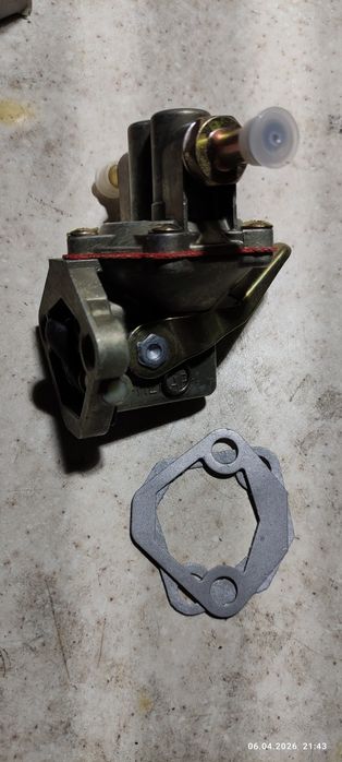 Насос бензиновый