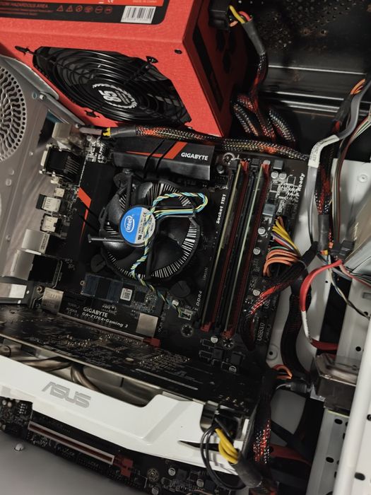 Unitate PC i7 16gb ram