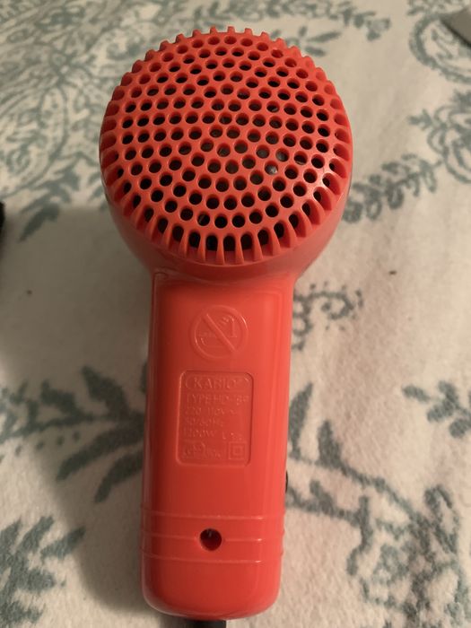 Малък сешоар Braun 1000 W и Kario 1200 W