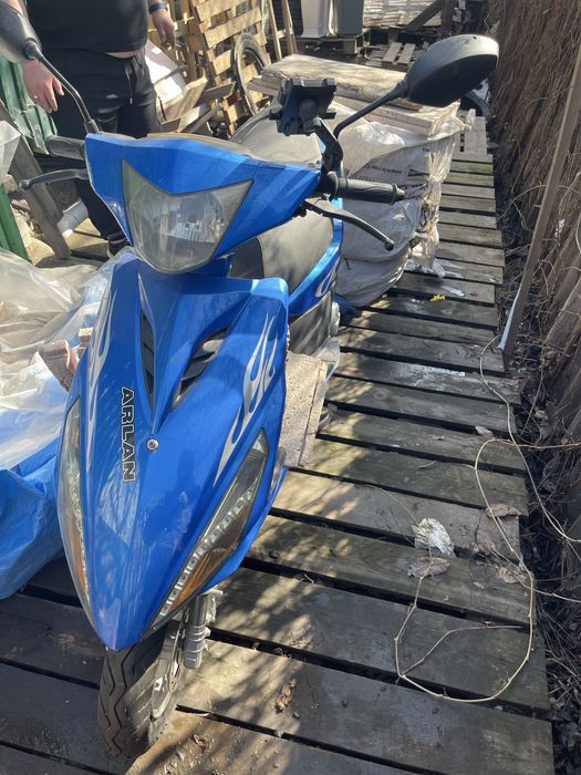 Arlan скутер продам