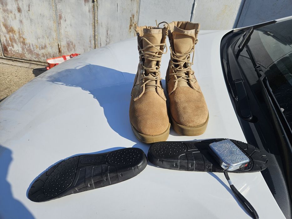 Bocanci desert rocky 38-39