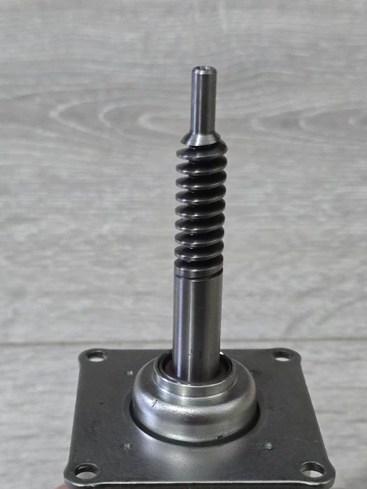 Motor cu pinion liniar cursă 85 mm – Lungime 98 mm, Ø31,5 mm