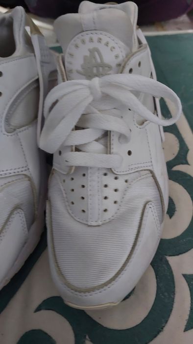 Продаю женски белый кросовки Air Nike