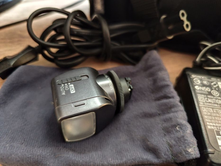 Sony HDR SR 10 с хард диск 40GB - Full HD Видеокамера