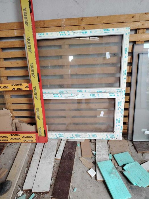 Ferestre  pvc cu  geam termopan