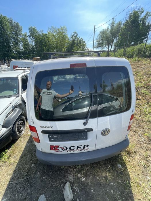 Фолксваген кадди /volkswagen caddy 2.0 d 2006 г. продадени оборудван двигател и кутия