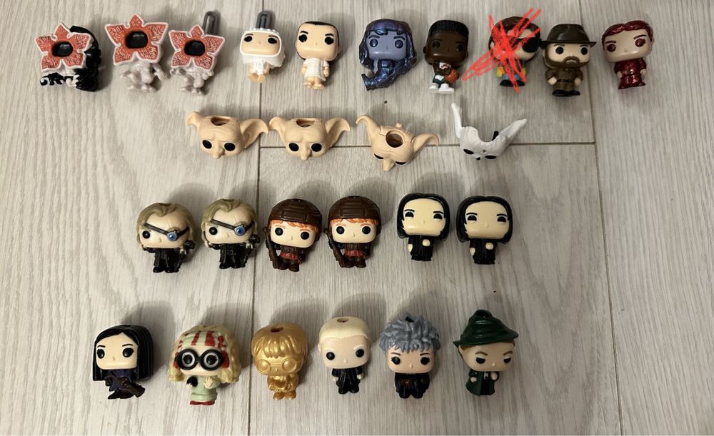 Продавам фигурки Kinder Joy от сериите Harry Potter и Stranger Things