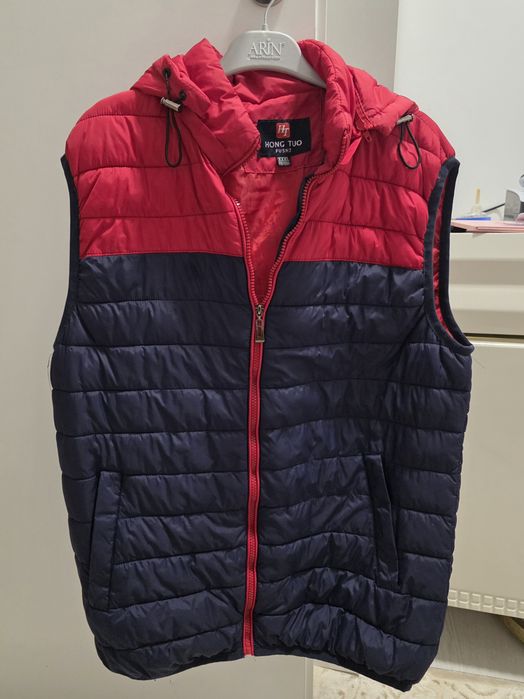3 jachete la 100 lei toate Umbro, Bigotti si Adidas Originals + vestă cadou