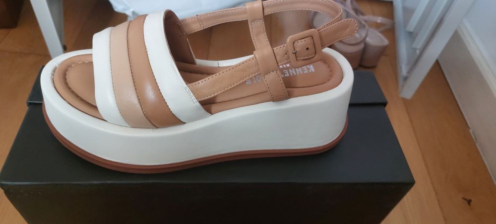 Sandale Kenneth Cole