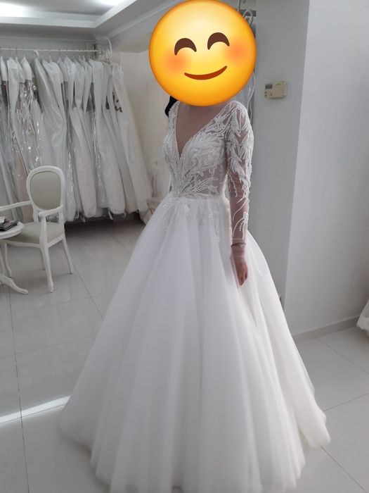 Vand Rochie mireasa cu voal inclus