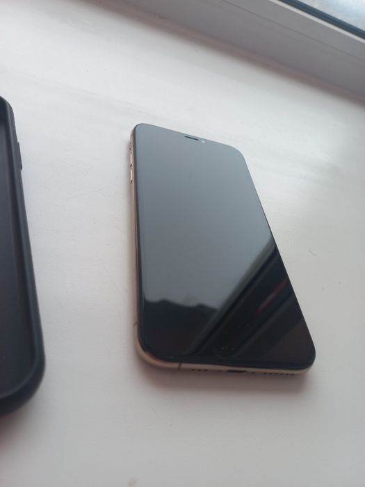 ПРОДАМ Айфон XS 64gb