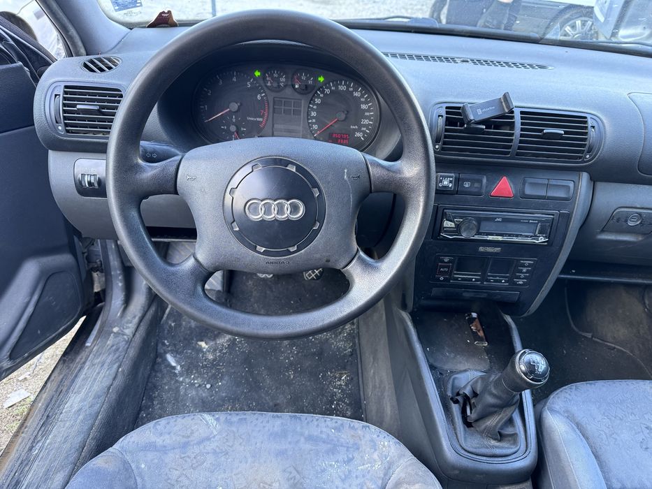 Audi A3 1.6i 101кс 1999г На Части