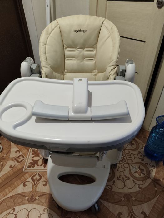 Продам стульчик для кормления