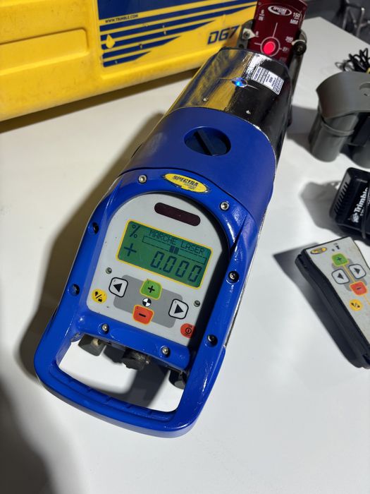 Nivela laser canalizare spectra topcon hilti
