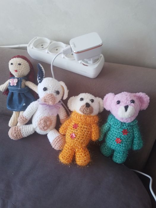 Игрушки вязаные-погремушки