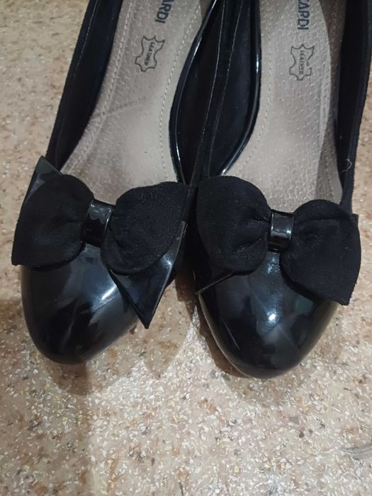 Продам туфли женские