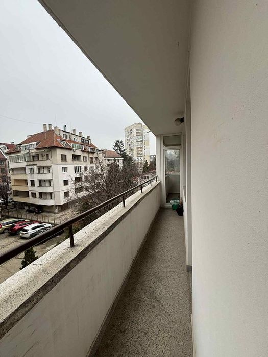 Дава се под наем Четиристаен апартамент в София, Гоце Делчев - 110 кв.м за 946.56 € - Снимка #12