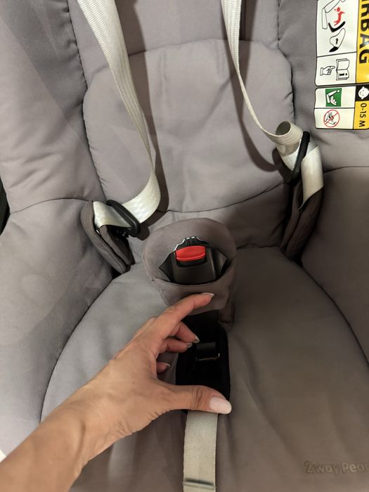 Комплект  детски столчета за кола Maxi- Cosi