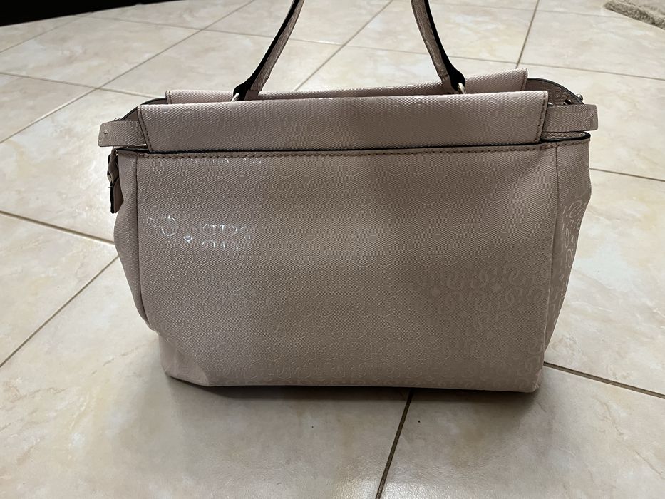 Чанта Guess 100% оригинална